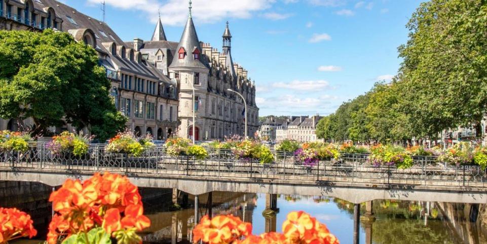 Quimper: T3 Avec Vue Cathedrale Proche Gare 아파트 외부 사진